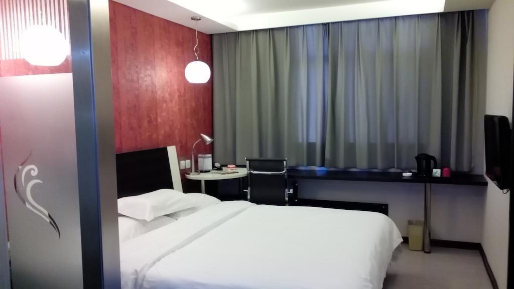 Fairyland Hotel Dongfeng Plaza Kunming Quarto foto